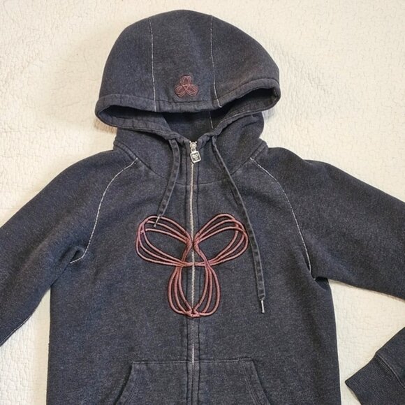 Aritzia TNA Gray Distressed Zip-up Hoodie - Picture 3 of 13